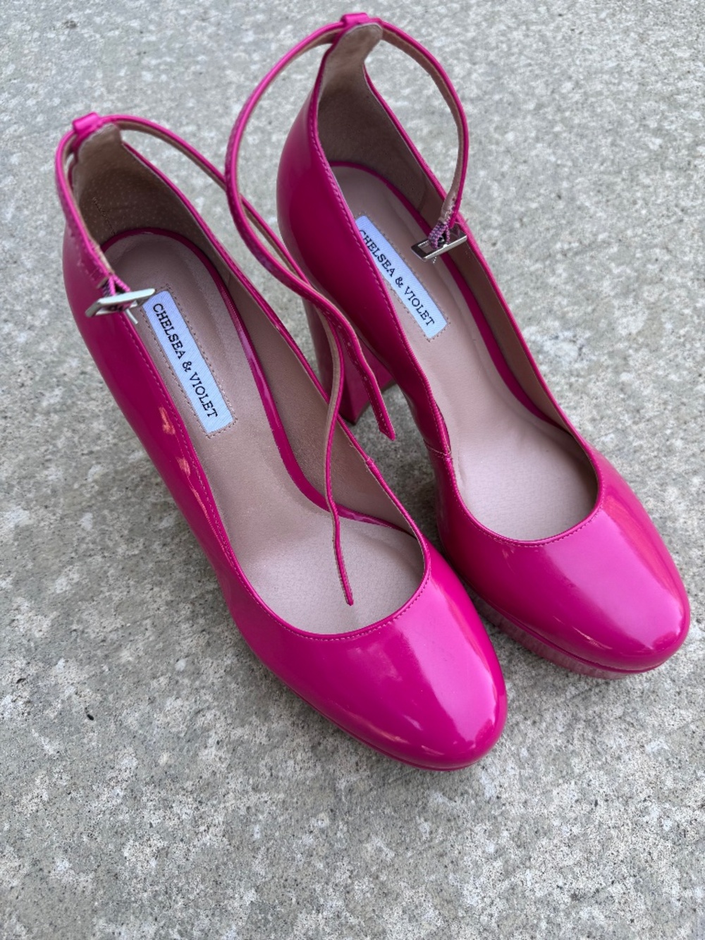 Chelsea & Violet hot Pink 3” heels women’s size 10